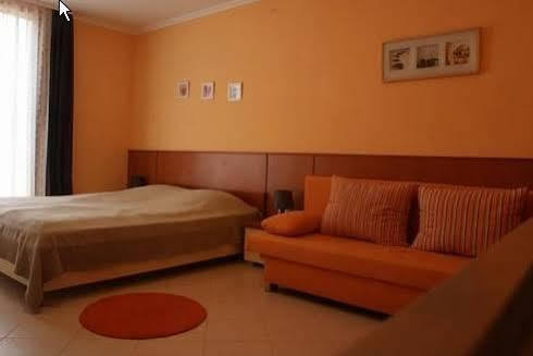 Vararok Apartman Gyula Exterior foto