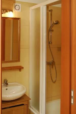 Vararok Apartman Gyula Exterior foto
